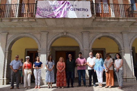 Minuto de silencio contra la violencia de género (AYTO. ALBOLOTE) Minuto de silencio contra la violencia de género (AYTO. ALBOLOTE)