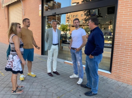 Imagen de la visita al Barrio de Albayda (PP) Imagen de la visita al Barrio de Albayda (PP)