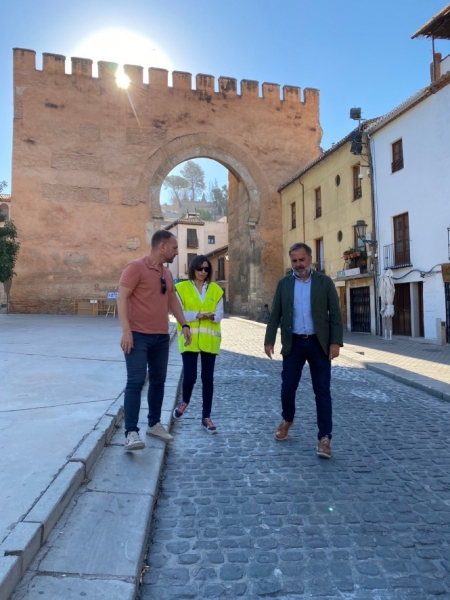 Imagen de la visita a la Calle Elvira (AYTO. GRANADA) Imagen de la visita a la Calle Elvira (AYTO. GRANADA)