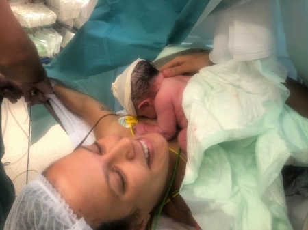 Nacimiento de un bebé (HUSC) Nacimiento de un bebé (HUSC)