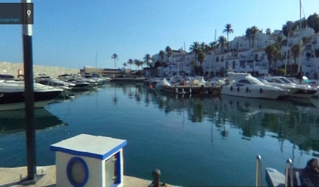 Puerto de Marina del Este, en imagen de archivo (REMITIDA POR EMERGENCIAS 112 ANDALUCÍA) Puerto de Marina del Este, en imagen de archivo (REMITIDA POR EMERGENCIAS 112 ANDALUCÍA)
