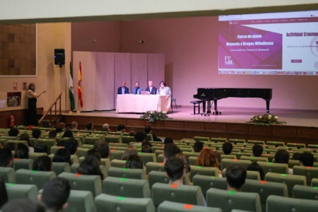 Inicio del curso de enseñanzas artísticas superiores e idiomas (JUNTA)