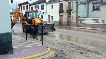 Tareas de limpieza (AYTO. PINOS PUENTE)