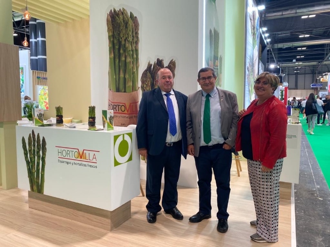 Imagen de la visita a Fruit Atracttion (DIPGRA) 