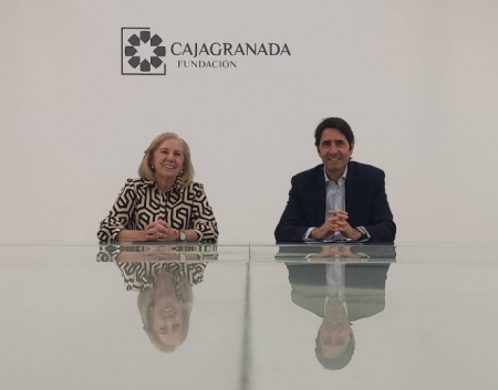 Imagen de la firma del acuerdo (CAJAGRANADA FUNDACIÓN) Imagen de la firma del acuerdo (CAJAGRANADA FUNDACIÓN)