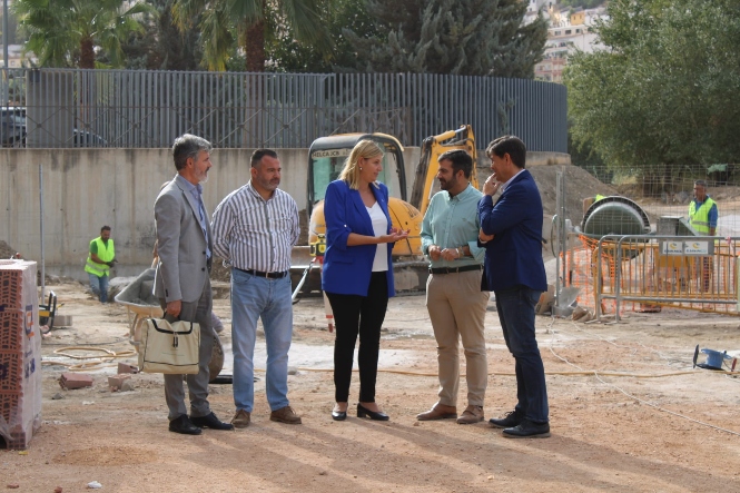 Imagen de la visita al aparcamiento de caravanas de Loja (JUNTA) 
