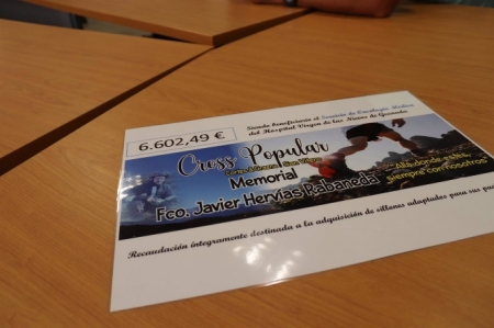 Donación al área de Oncología del Hospital Virgen de las Nieves (JUNTA DE ANDALUCÍA) Donación al área de Oncología del Hospital Virgen de las Nieves (JUNTA DE ANDALUCÍA)