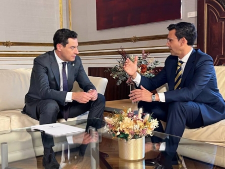 Reunión entre Juanma Moreno y Francisco Cuenca (AYTO. GRANADA) Reunión entre Juanma Moreno y Francisco Cuenca (AYTO. GRANADA)