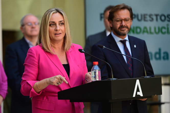 Marifran Carazo y Antonio Granados han presentado los presupuestos (JUNTA)