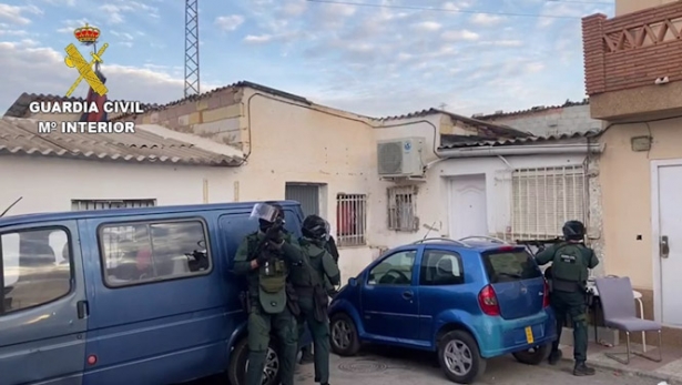 Operación de la Guardia Civil (GUARDIA CIVIL) Operación de la Guardia Civil (GUARDIA CIVIL)