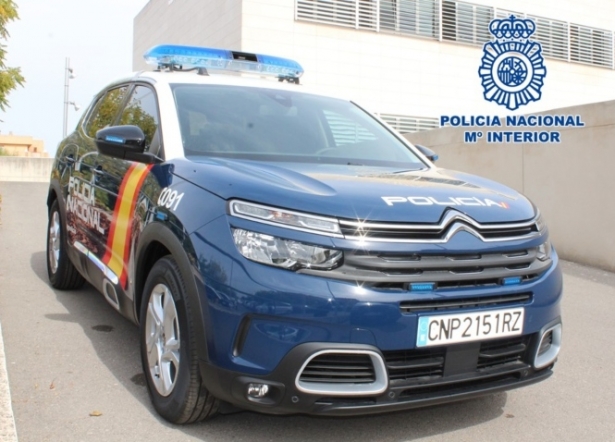 Vehículo Z de la Policía Nacional (POLICÍA NACIONAL) Vehículo Z de la Policía Nacional (POLICÍA NACIONAL)