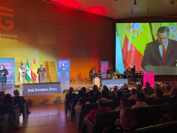 Entrega de distinciones y Honores 2022 (DIPGRA) Entrega de distinciones y Honores 2022 (DIPGRA)