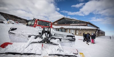 Preparación de las pistas (CETURSA-SIERRA NEVADA)