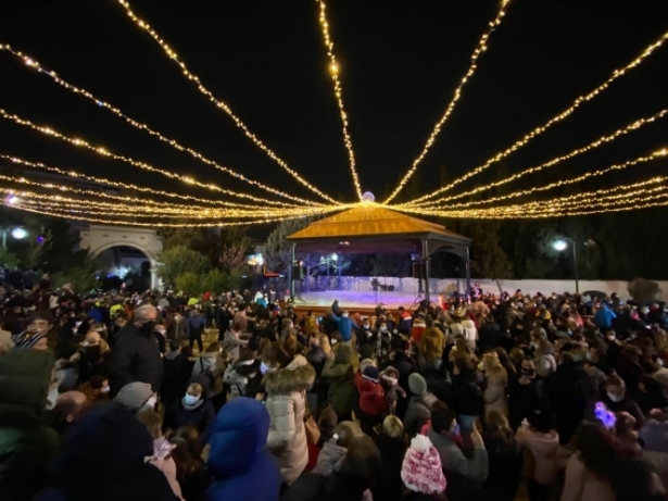 Inauguración de la navidad del año pasado (AYTO. LA ZUBIA)