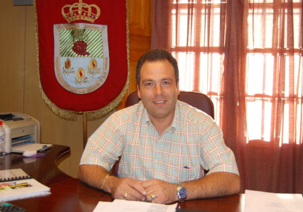 El ex alcalde de Huétor Vega, Mariano Molina del Paso (AYTO. HUÉTOR VEGA) El ex alcalde de Huétor Vega, Mariano Molina del Paso (AYTO. HUÉTOR VEGA)