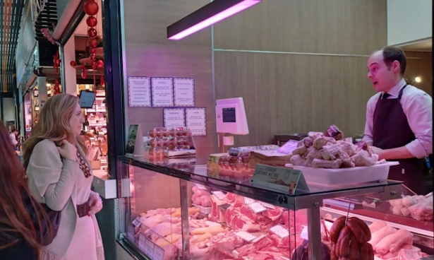 Imagen de la visita al Mercado de San Agustín (VOX) Imagen de la visita al Mercado de San Agustín (VOX)