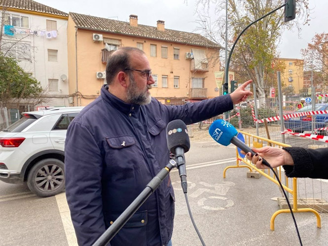 El concejal del grupo municipal de Unidas Podemos e Independientes en el Ayuntamiento de Granada, Francisco Puentedura (UP)