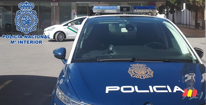 Vehículo de la Policía Nacional (POLICÍA NACIONAL) 