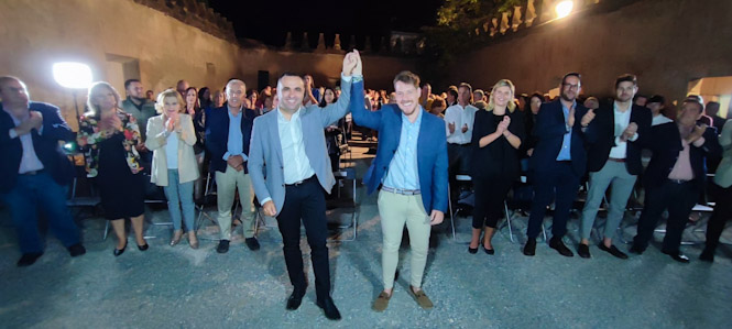Francisco Rodríguez junto Antonio Manuel García Villena (PP)