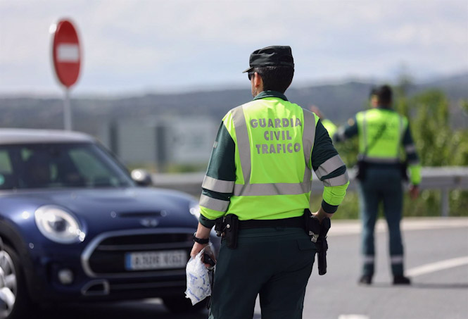 Dos agentes de la Guardia Civil, archivo (EDUARDO PARRA - EUROPA PRESS)