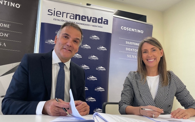 Firma del convenio (COSENTINO)
