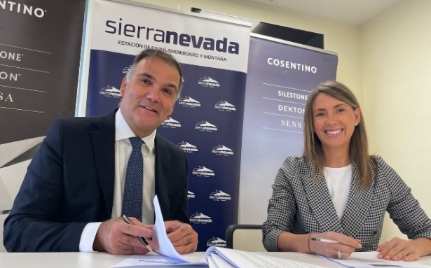 Firma del convenio (COSENTINO)
