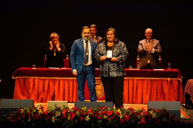 Entrega de la medalla (EASP)