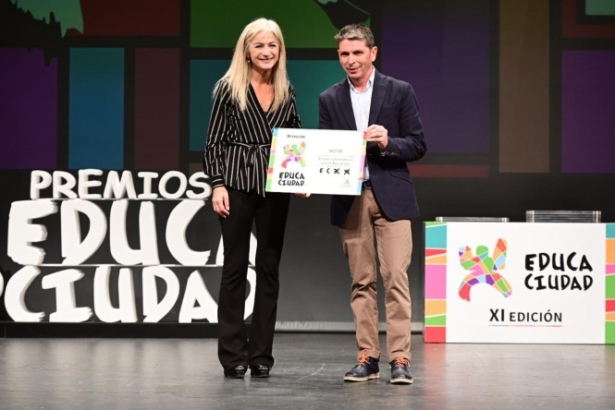 Entrega de los premios (JUNTA) Entrega de los premios (JUNTA)