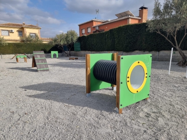 Nuevo parque canino de Cúllar Vega (AYTO. CÚLLAR VEGA) Nuevo parque canino de Cúllar Vega (AYTO. CÚLLAR VEGA)