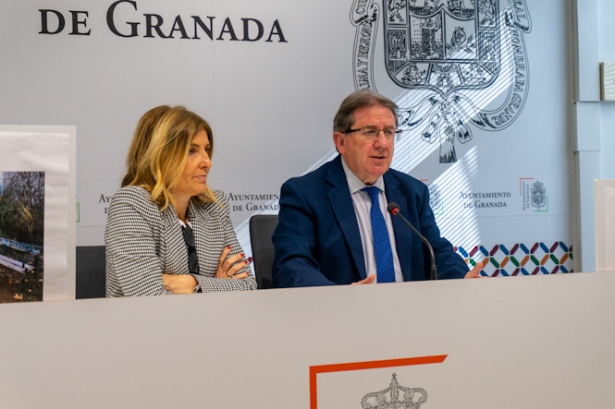 Eva Martín y Luis González en rueda de prensa (PP) Eva Martín y Luis González en rueda de prensa (PP)