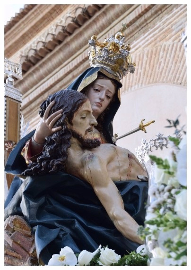Correos emite una nueva tarjeta prefranqueada para la Cofradía de Santa María de la Alhambra (CORREOS) 