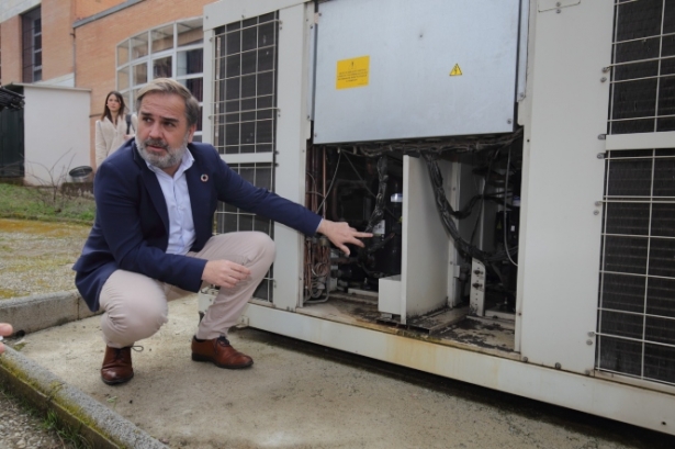 Mejora de la climatización en el Centro Cívico Encarnación Olmedo (AYUNTAMIENTO DE GRANADA) Mejora de la climatización en el Centro Cívico Encarnación Olmedo (AYUNTAMIENTO DE GRANADA)