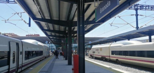 Estación de tren de Granada (RENFE) Estación de tren de Granada (RENFE)