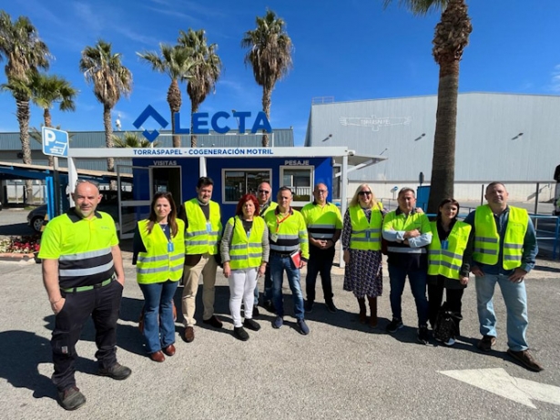Reunión con trabajadores de Torrespapel (PSOE)