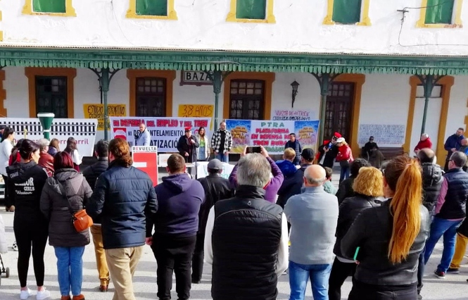 Acto por el tren en Baza, a finales del pasado año (AMIGOS DEL FERROCARRIL) 