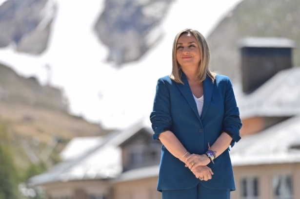 La consejera de Fomento, Marifrán Carazo, tras el Consejo de Gobierno celebrado en Sierra Nevada (ÁLEX CÁMARA - EUROPA PRESS) 
