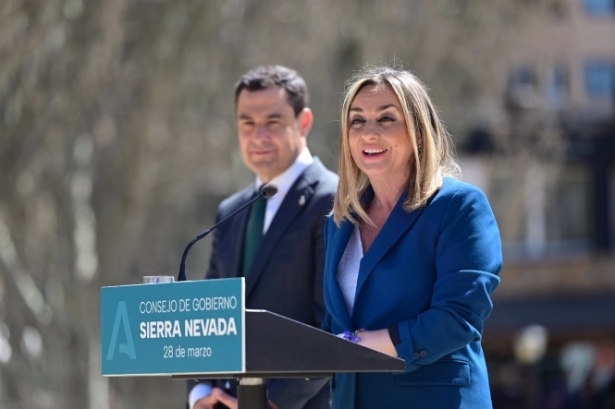 La consejera de Fomento, Marifrán Carazo, este martes en la rueda de prensa del Consejo de Gobierno en Sierra Nevada (ÁLEX CÁMARA / EUROPA PRESS) La consejera de Fomento, Marifrán Carazo, este martes en la rueda de prensa del Consejo de Gobierno en Sierra Nevada (ÁLEX CÁMARA / EUROPA PRESS)