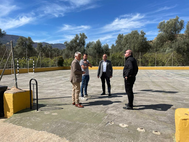Imagen de la visita a Béznar (DIPGRA)