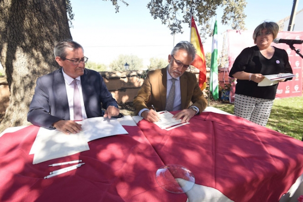 Firma del Pacto (R. MARTÍNEZ/ DIPGRA)