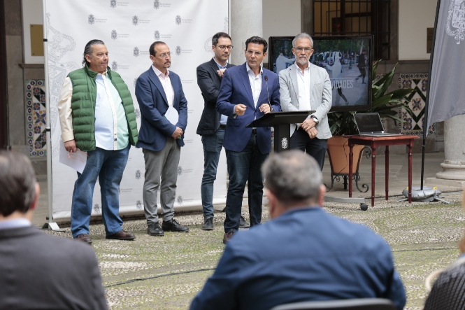Presentación de `La noche en blanco` (JAVIER ALGARRA / AYUNTAMIENTO) 