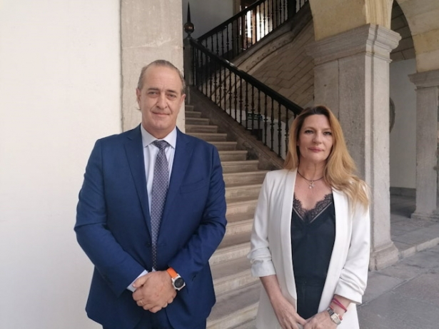 Enrique Barchino y Concha Insúa, de CS, en imagen de archivo (CS)