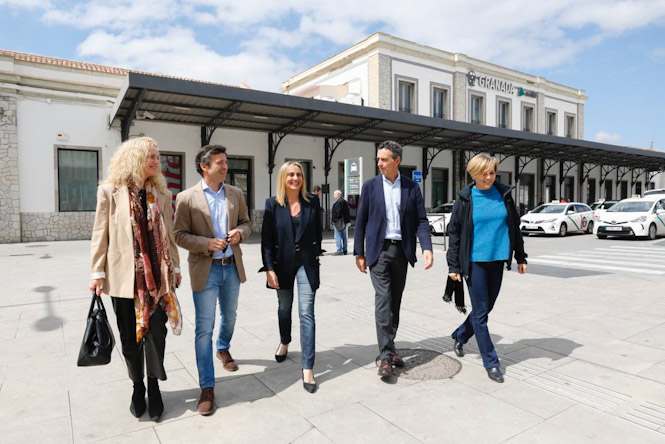 Imagen de la visita a la estación de Renfe (PP)