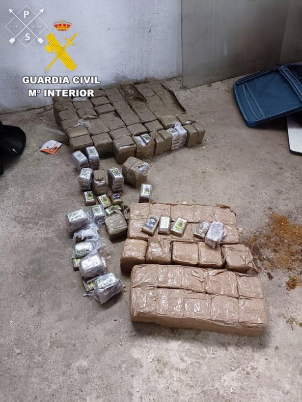 Droga intervenida por la Guardia Civil (GUARDIA CIVIL)