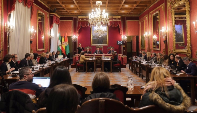 Imagen de archivo del Pleno del Ayuntamiento de Granada (AYUNTAMIENTO) 