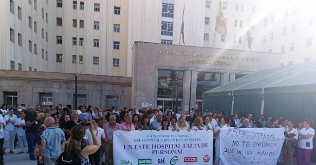 Concentración ante el Virgen de las Nieves )CCOO) Concentración ante el Virgen de las Nieves )CCOO)