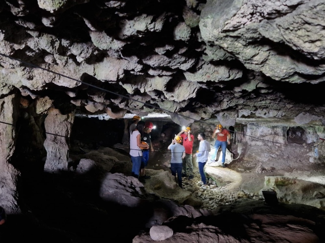 Visita a la cueva (AYUNTAMIENTO DE MOCÍN)