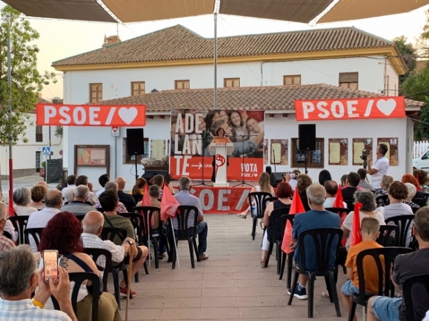Carmen Calvo en el acto del PSOE en la Alpujarra (PSOE) Carmen Calvo en el acto del PSOE en la Alpujarra (PSOE)