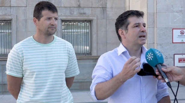 Sumar anuncia en Granada que triplicará la ratio de psicólogos y psiquiatras en la sanidad pública (SUMAR) Sumar anuncia en Granada que triplicará la ratio de psicólogos y psiquiatras en la sanidad pública (SUMAR)