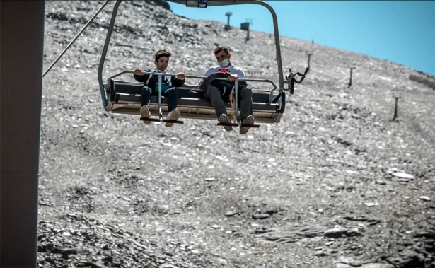 Sierra Nevada en verano (CETURSA)
