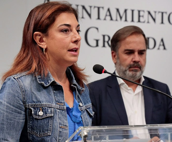 Raquel Ruz, en imagen de archivo junto al también edil socialista Jacobo Calvo (AYUNTAMIENTO)